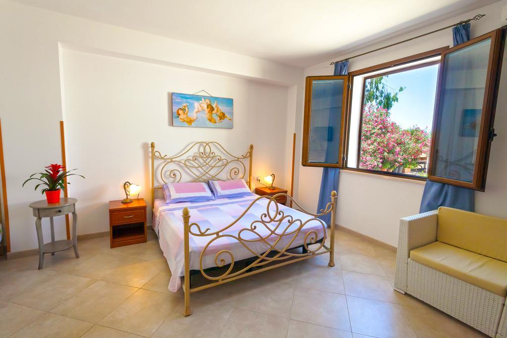 Agriturismo Masseria Terra D'Otranto Buitenkant foto