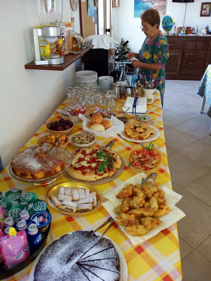 Agriturismo Masseria Terra D'Otranto Buitenkant foto